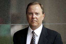 Enron-Jeffrey_Skilling-CEO-jail-1.jpg